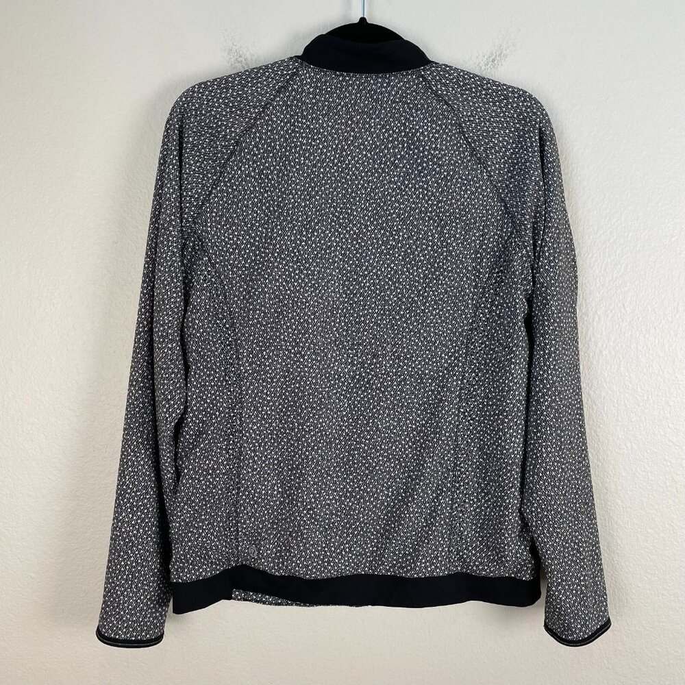 LULULEMON Womens 8 Jacket Hit It Frozen Fizz White Black‎ Swift Ultra Full Zip - Picture 14 of 16